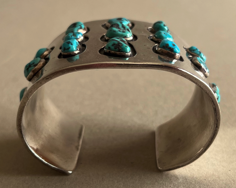 SCULPTURAL VINTAGE NAVAJO 155 GRAM SPIDER SILVER TURQUOISE BRACELET SCULPTURAL VINTAGE NAVAJO 155 GRAM SPIDER SILVER TURQUOISE BRACELET
