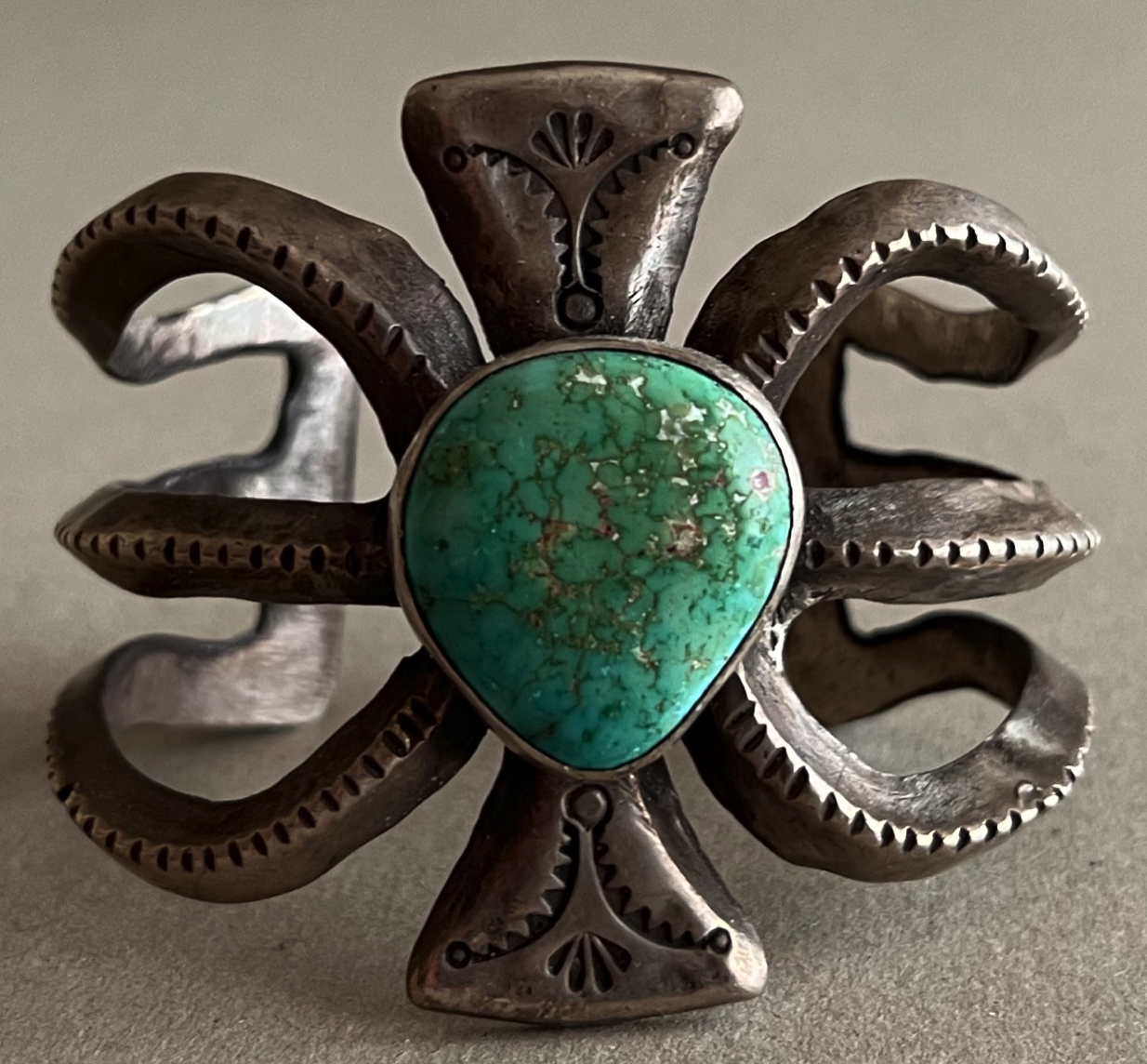 Very Rare Old Sleeping Beauty Huge Tufa Navajo Native American Jewelry Silver Ring Very Rare Old Sleeping Beauty Huge Tufa Navajo Native American Jewelry Silver Ring