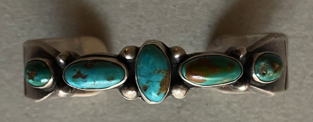 HISTORIC, ANTIQUE AND MODERN SOUTHWESTERN INDIAN JEWELRY