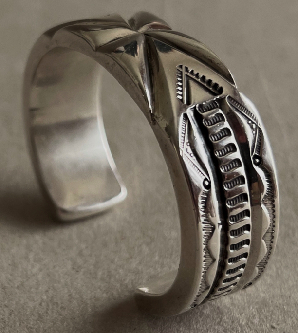 Remarkable Native American Navajo Signed 5 Quarters Sterling Silver Bracelet Remarkable Native American Navajo Signed 5 Quarters Sterling Silver Bracelet